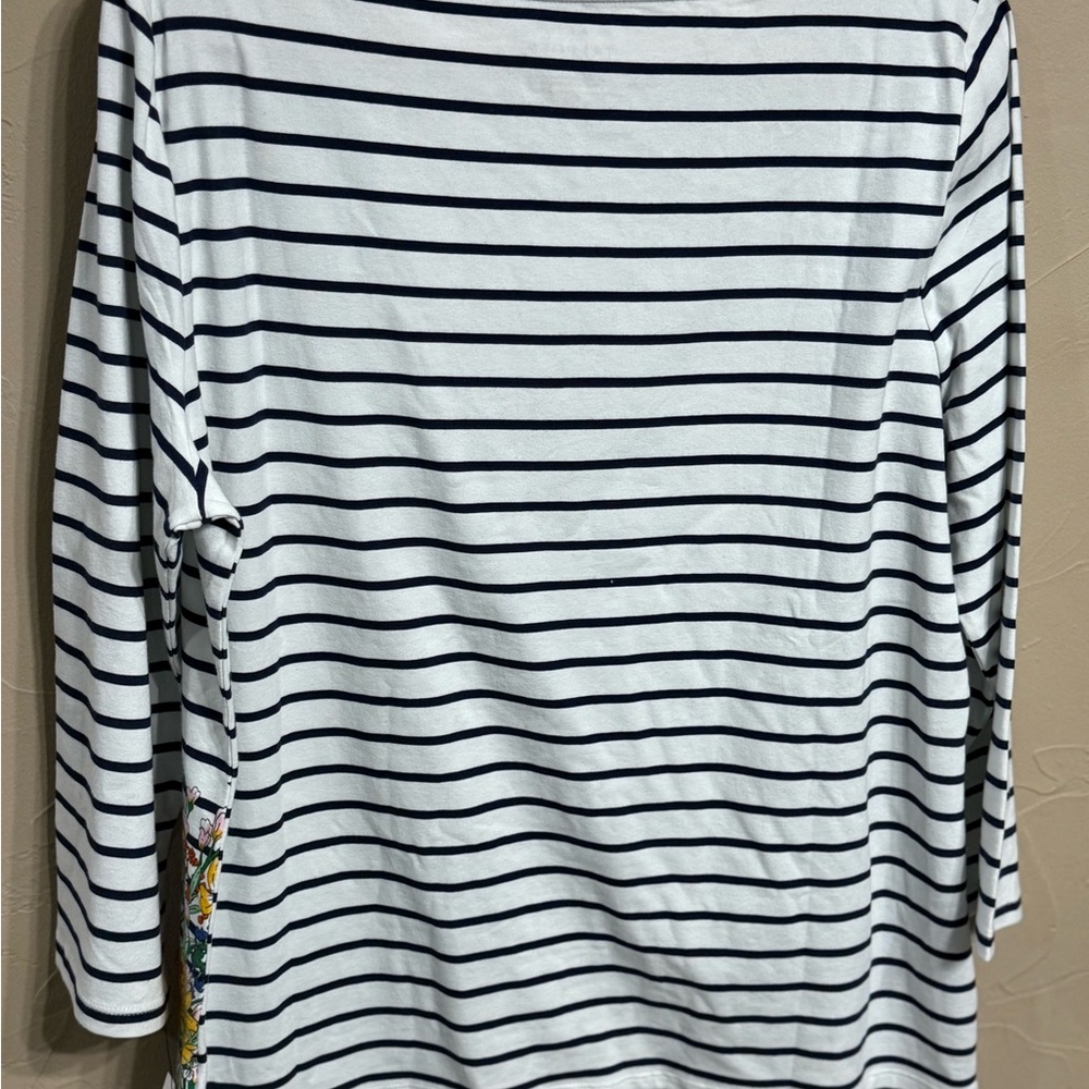 Talbots White & Black Striped Fitted Floral Embellished Long Sleeve Tee NWT - Picture 3 of 5